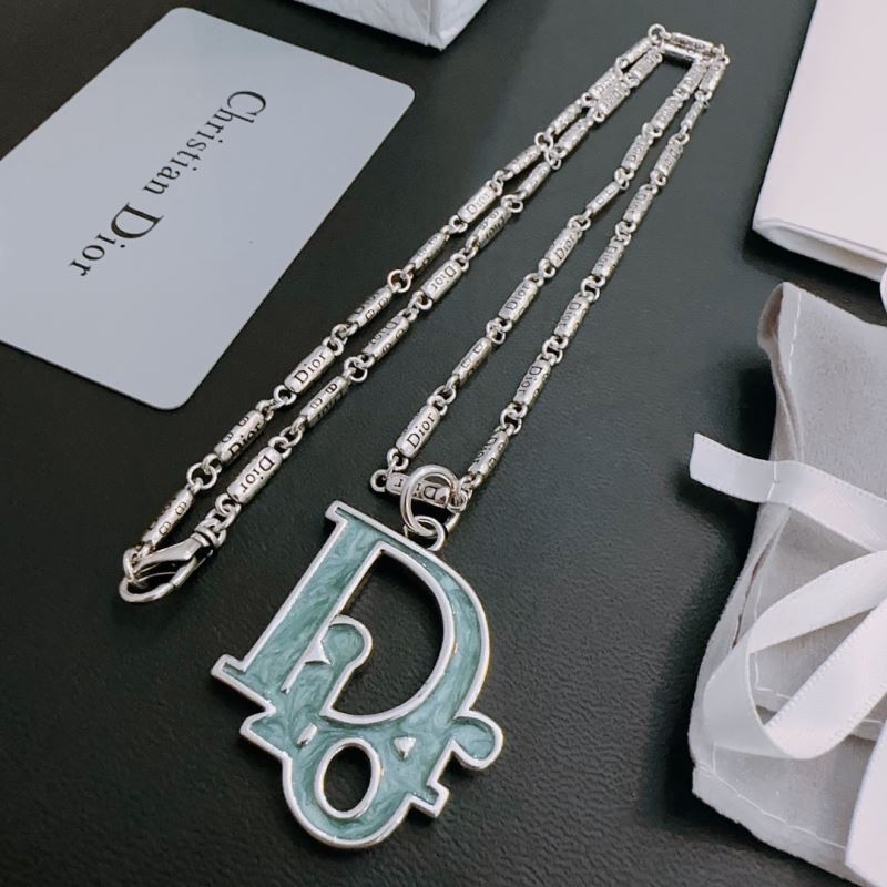 chr1st1an D10r necklaces